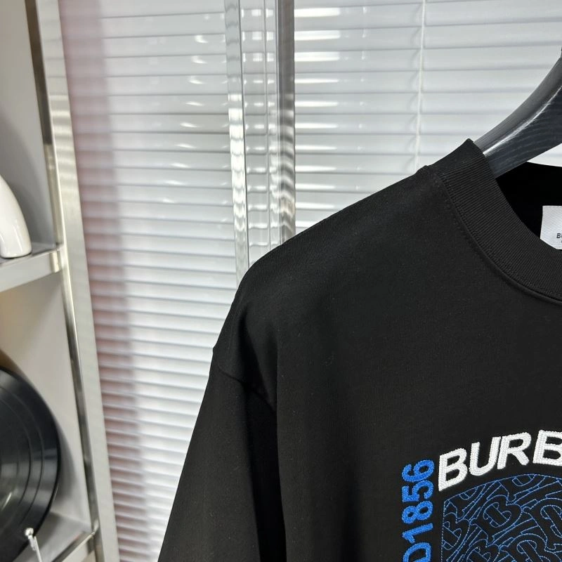 Resilient Burberry T-Shirts 101395