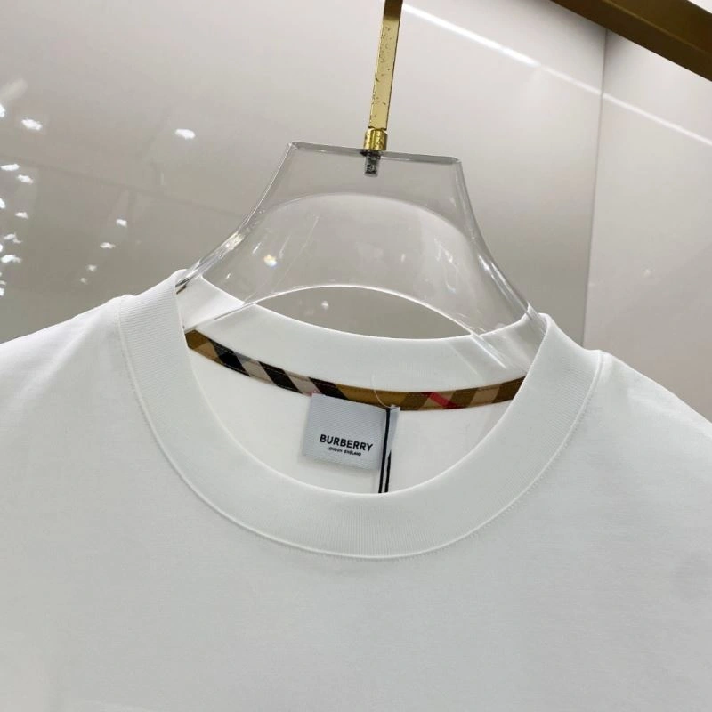 Contemporary Burberry T-Shirts 101380