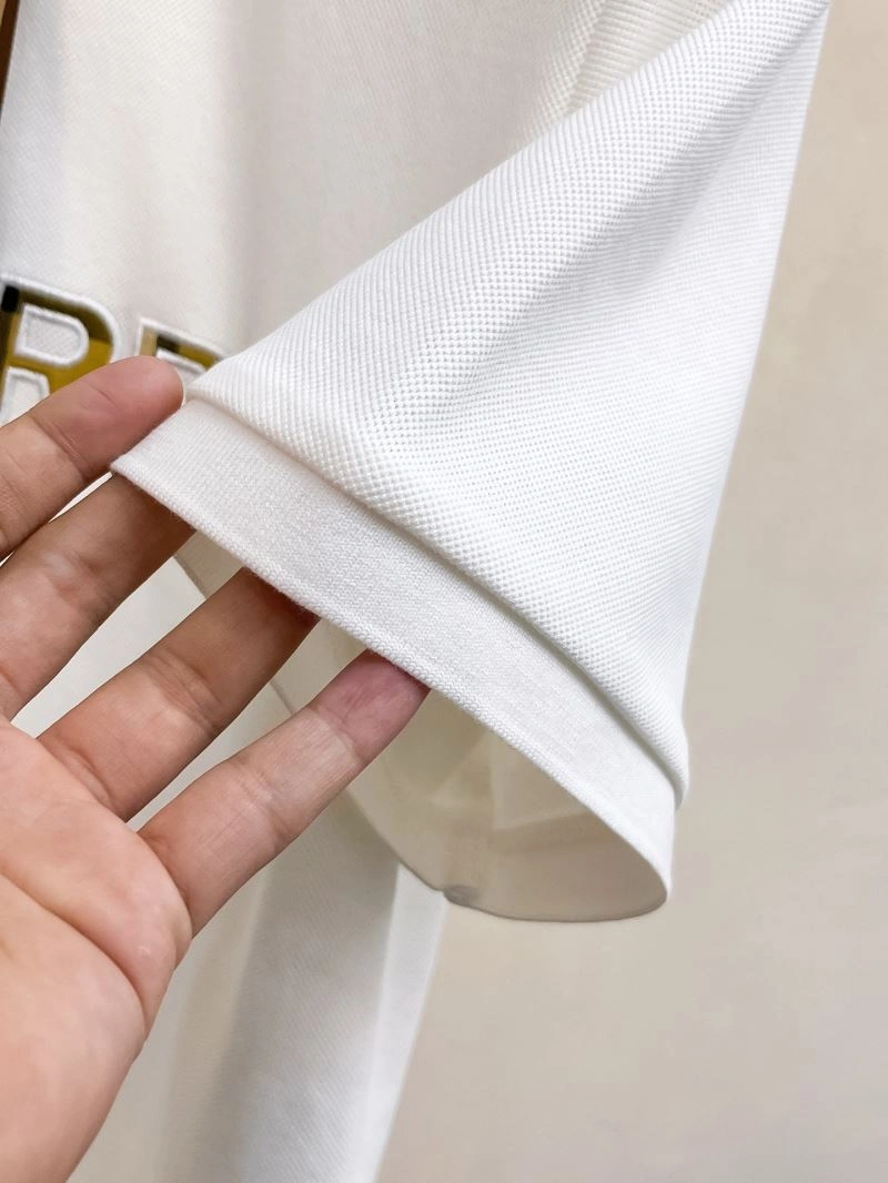 Burberry T-Shirts ModernLook 101377