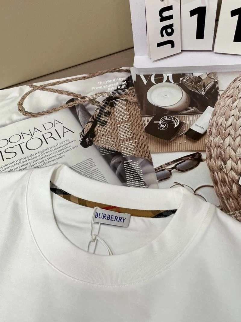 Burberry T-Shirts Elegant 101362