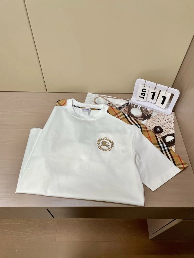 Burberry T-Shirts Breathable 101367