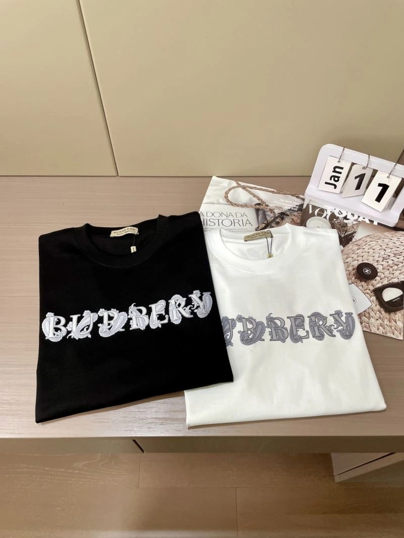 Burberry T-Shirts Resilient 101417