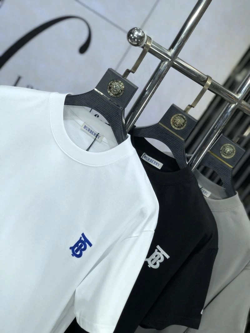 Burberry T-Shirts EasyMatch 101358