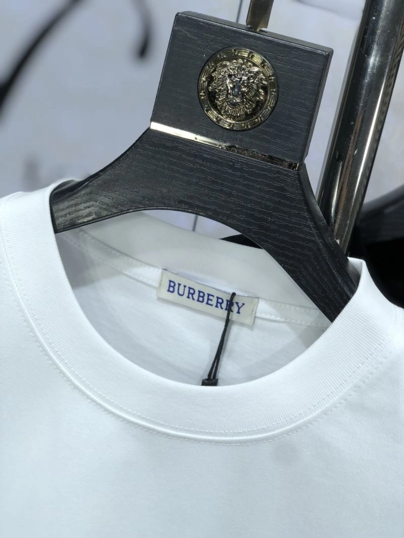 Burberry T-Shirts EasyMatch 101358