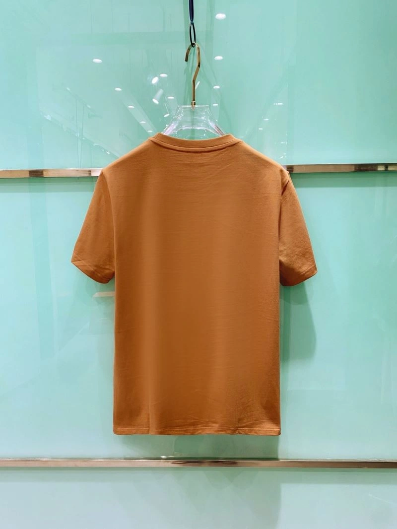 Neat Burberry T-Shirts 101346