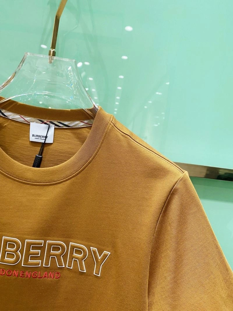 Neat Burberry T-Shirts 101346