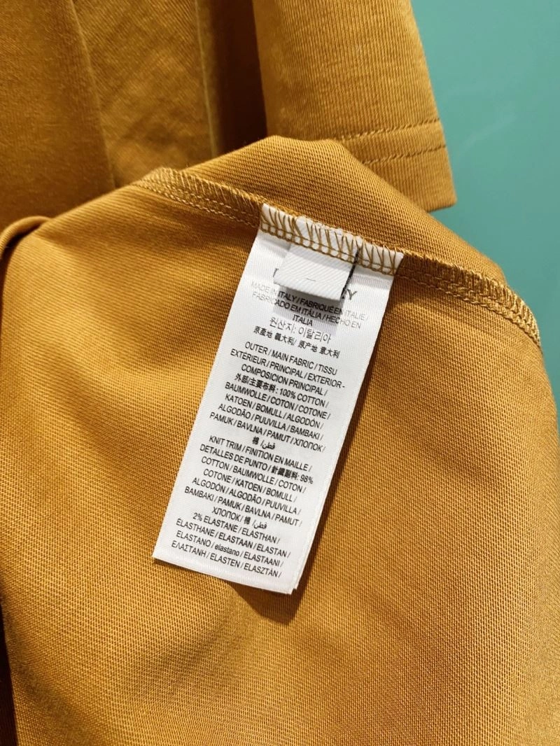 Neat Burberry T-Shirts 101346
