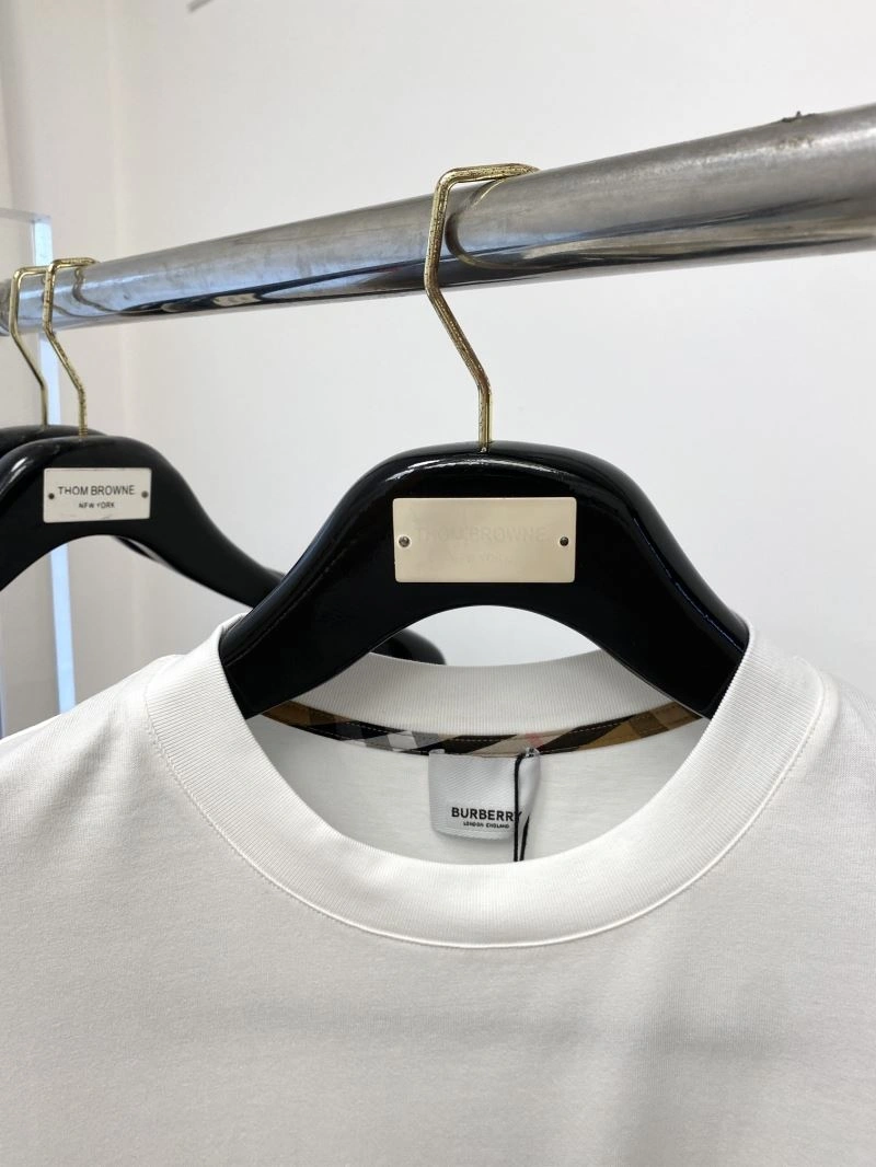 Burberry T-Shirts Effortless 101369