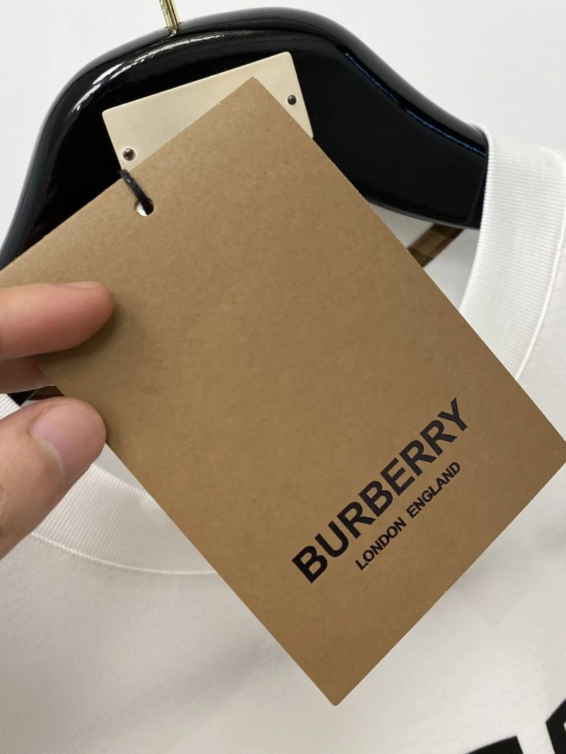 Burberry T-Shirts Effortless 101369