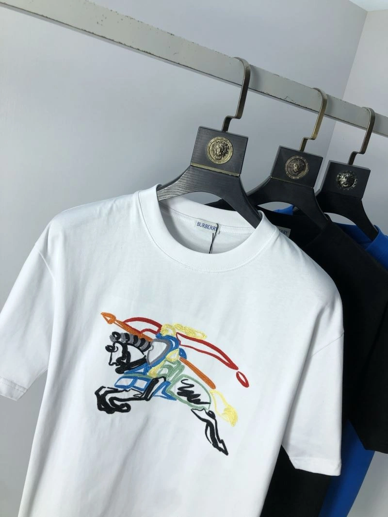 Burberry T-Shirts Sleek 101340