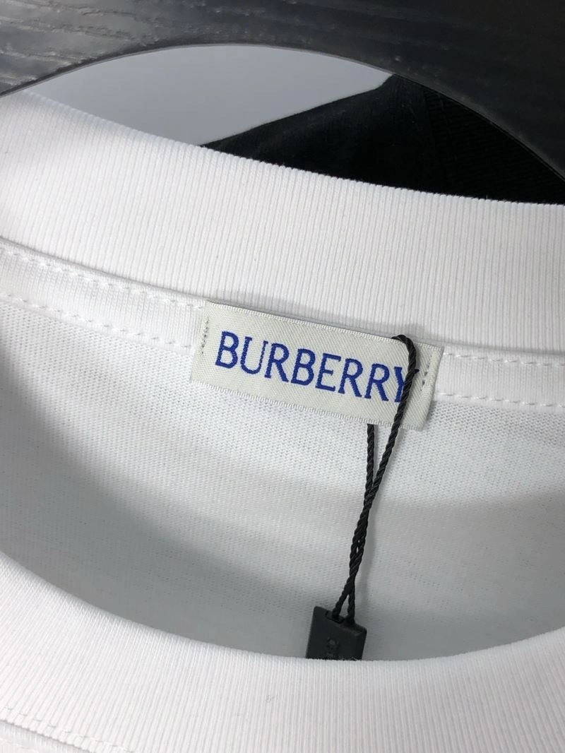 Burberry T-Shirts Sleek 101340
