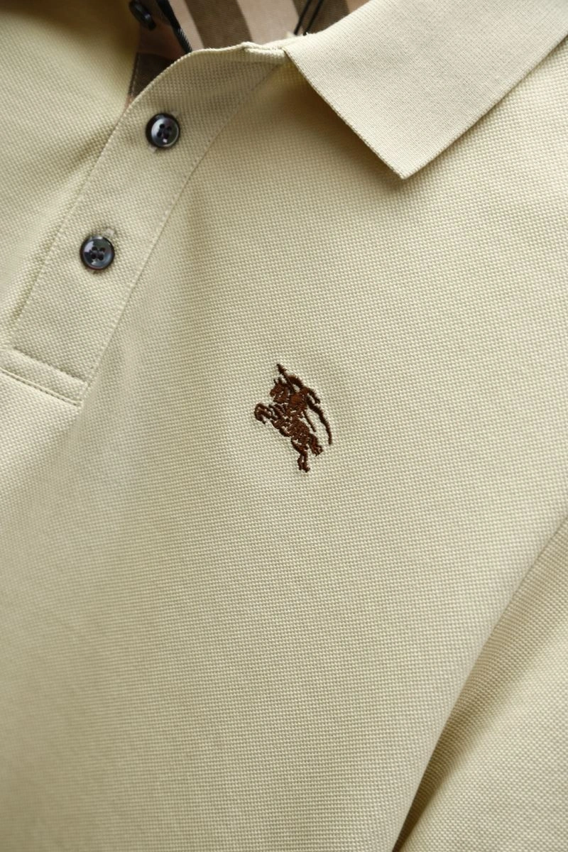 Neat Burberry T-Shirts 101384