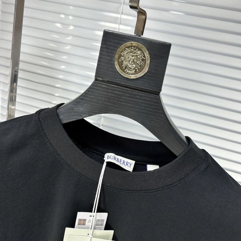 Burberry T-Shirts Resilient 101318