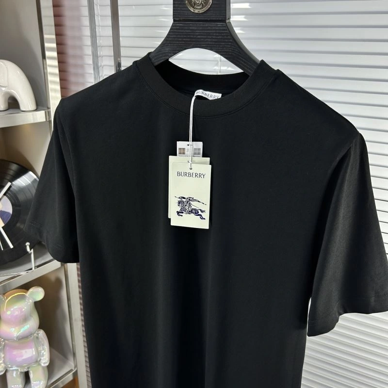 Burberry T-Shirts Resilient 101318