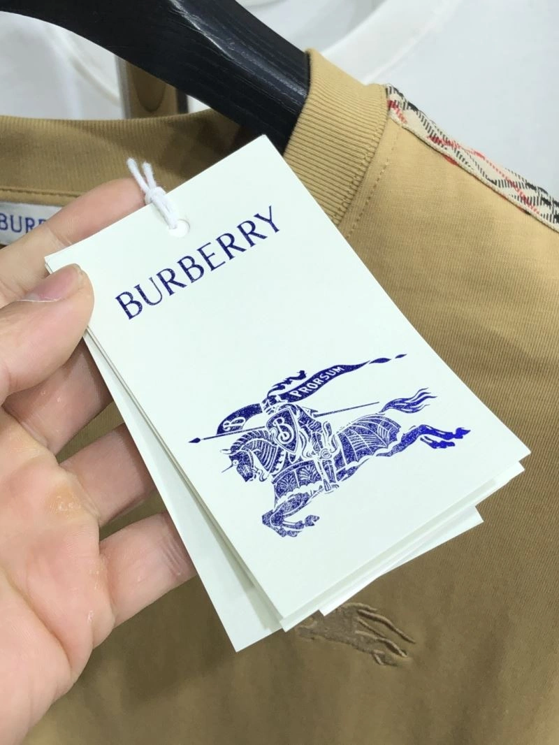 ComfortFit Burberry T-Shirts 101126