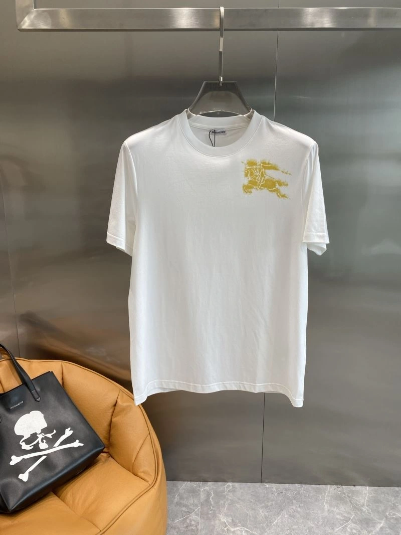 Burberry T-Shirts Resilient 101131