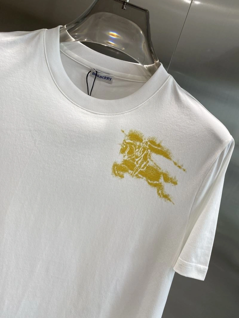 Burberry T-Shirts Resilient 101131