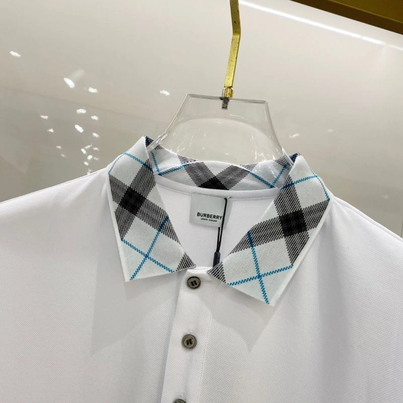 Burberry T-Shirts Bright 101111