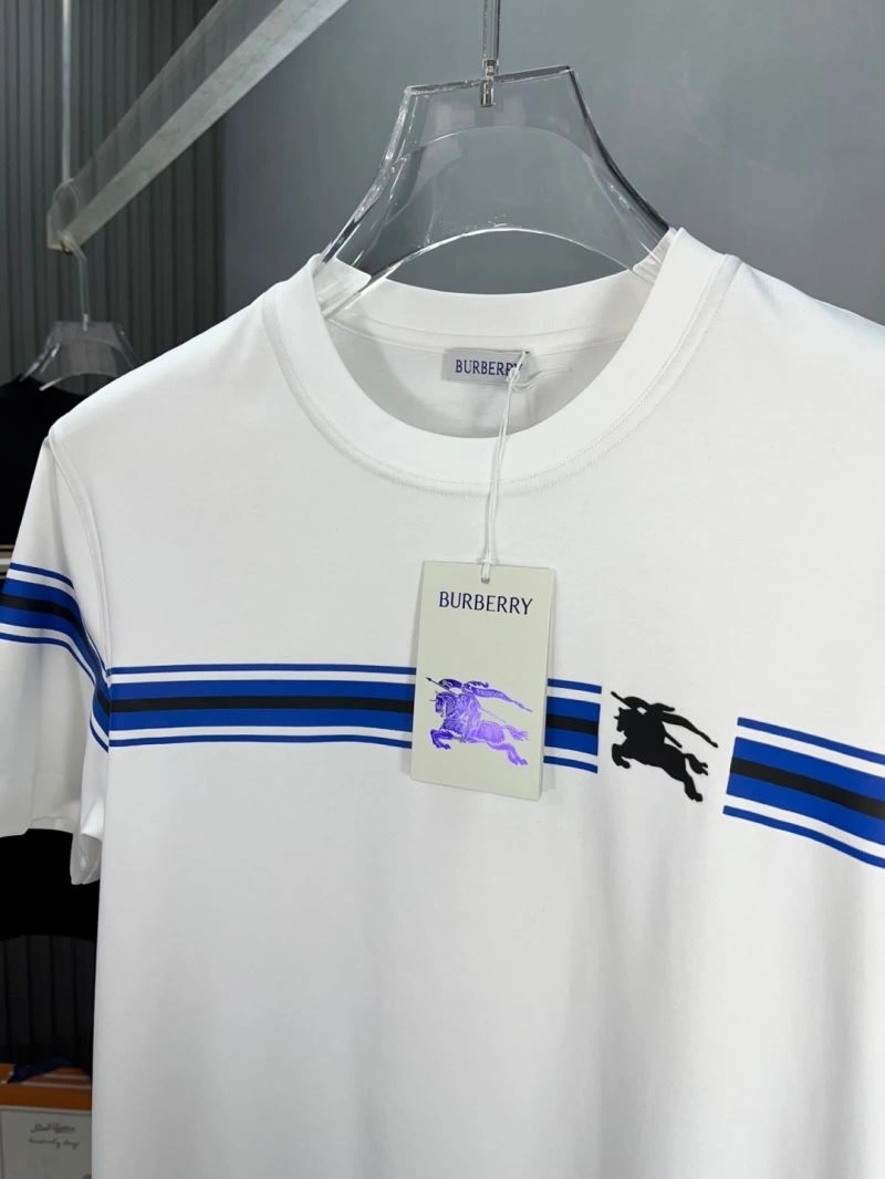Tailored Burberry T-Shirts 101096