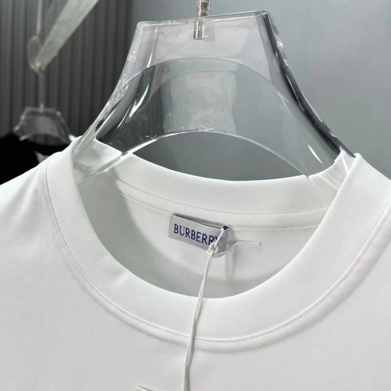 Tailored Burberry T-Shirts 101096