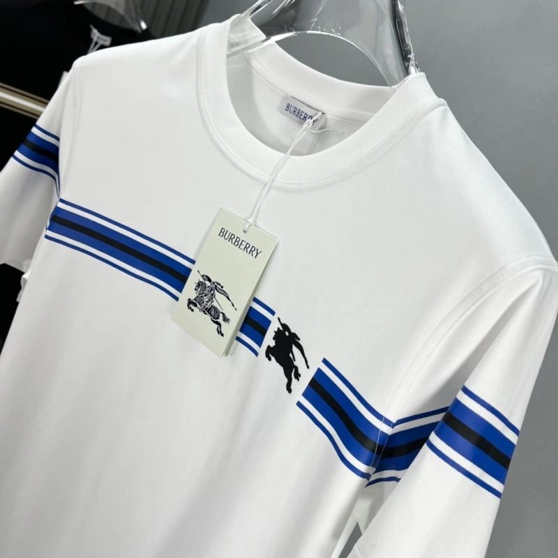 Tailored Burberry T-Shirts 101096