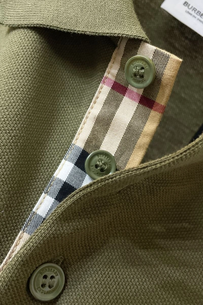 Sporty Burberry T-Shirts 101141