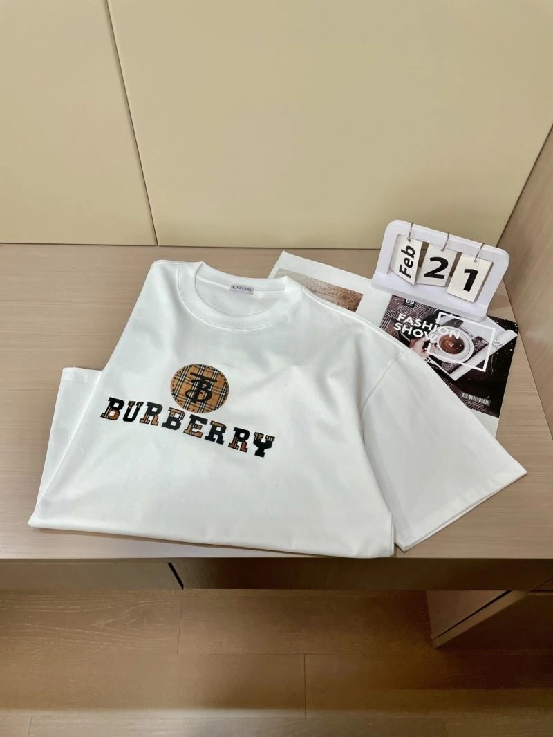 Burberry T-Shirts ComfortFit 101098