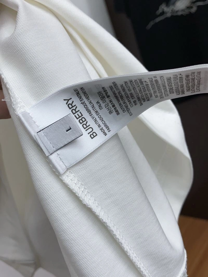Trendsetting Burberry T-Shirts 101076