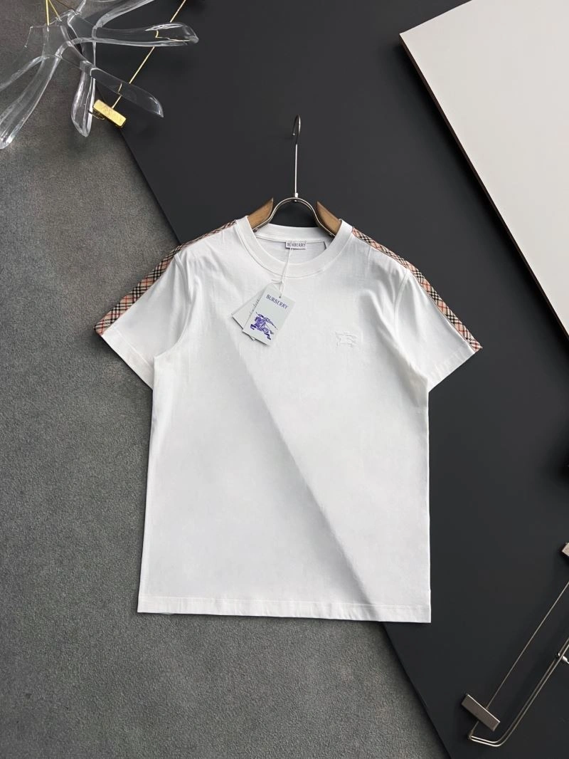 Sustainable Burberry T-Shirts 101073