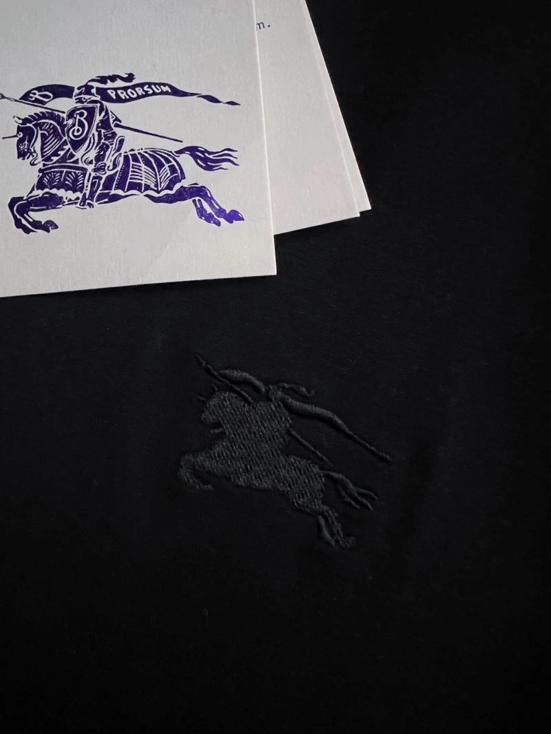 Sustainable Burberry T-Shirts 101073