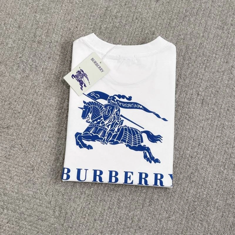 Burberry T-Shirts Versatile 101040