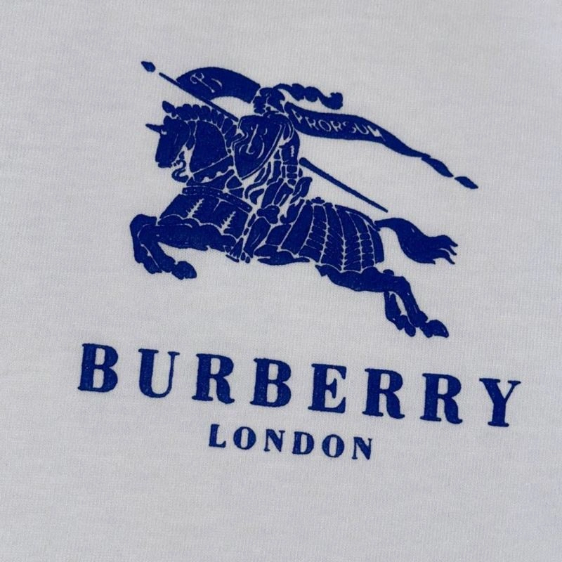 Burberry T-Shirts Versatile 101040