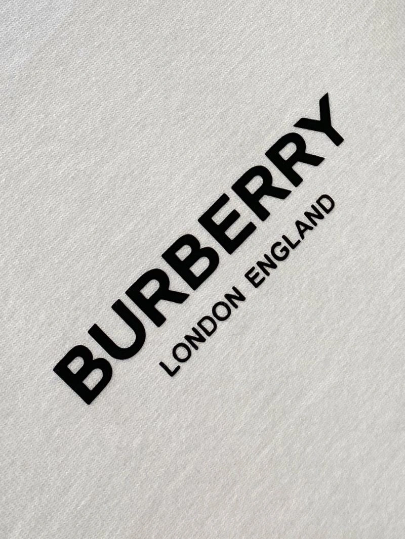 Burberry T-Shirts Bright 101035