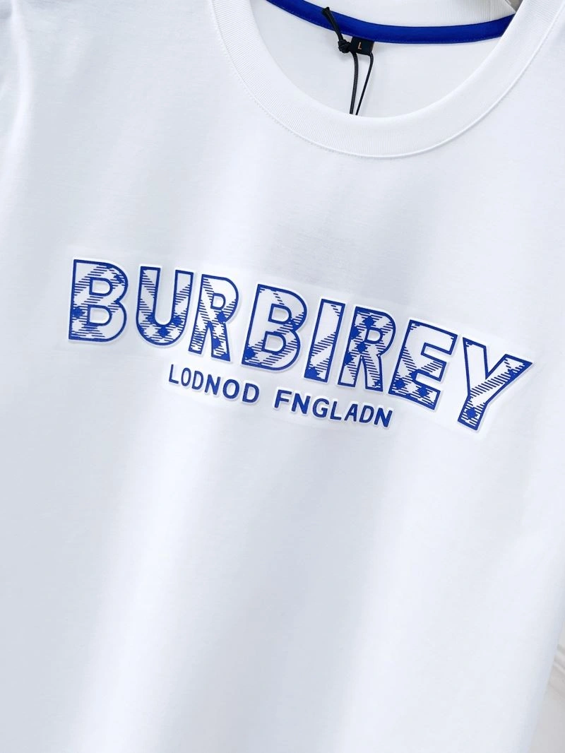 Burberry T-Shirts Vibrant 101078
