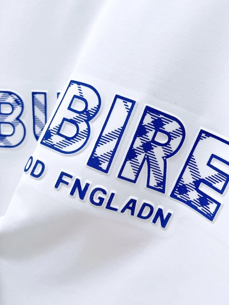 Burberry T-Shirts Vibrant 101078