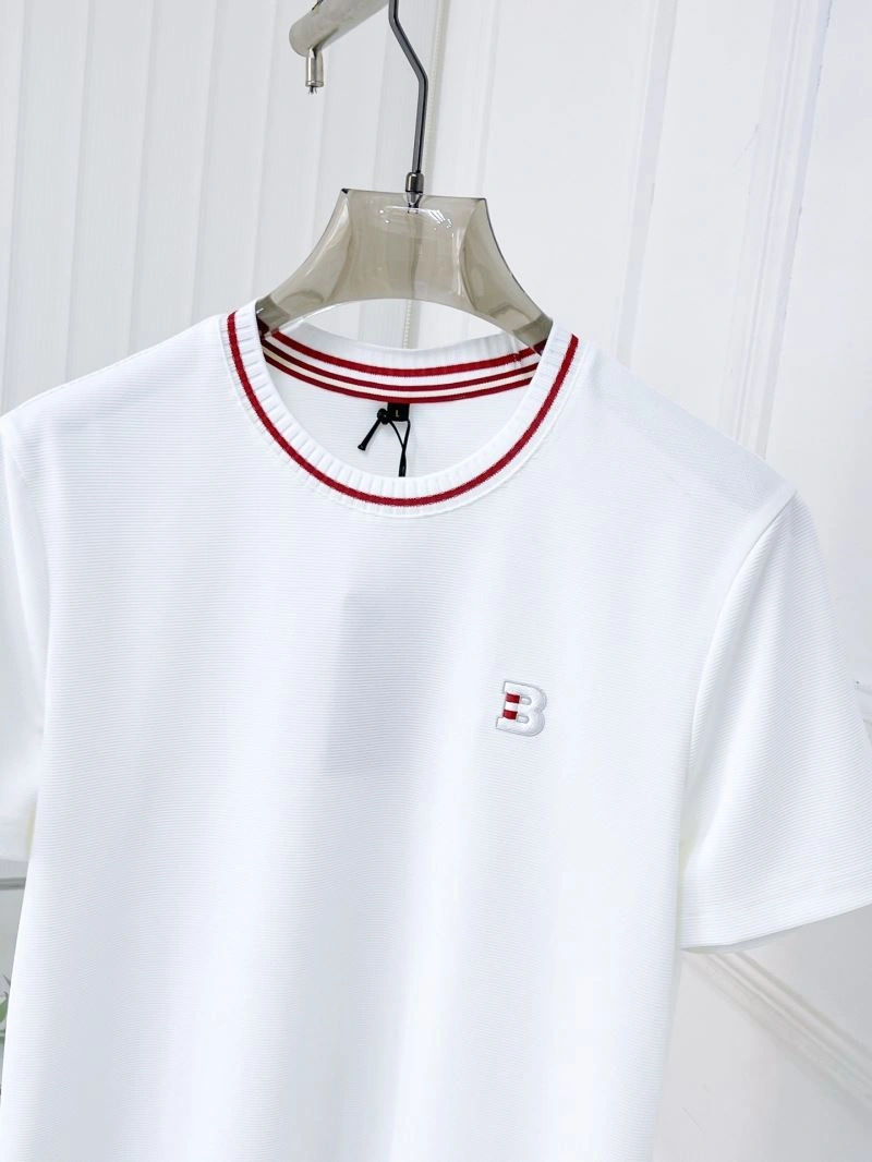 Burberry T-Shirts Resilient 101031
