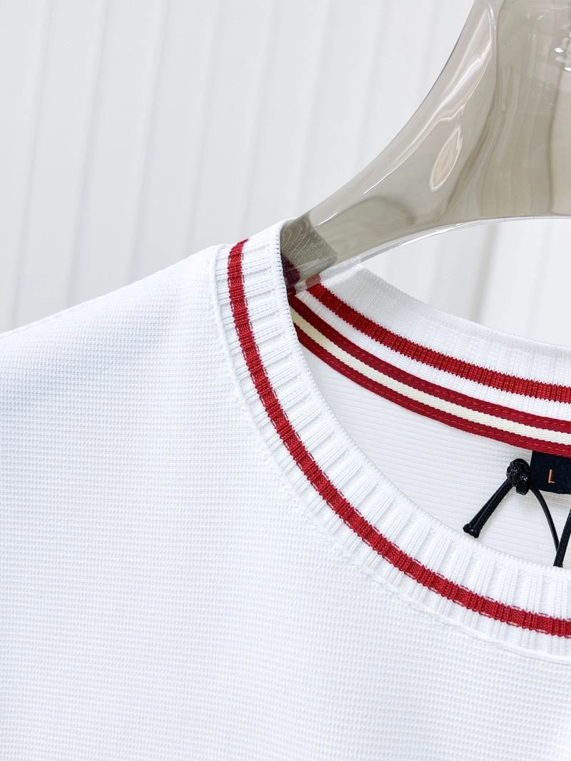 Burberry T-Shirts Resilient 101031