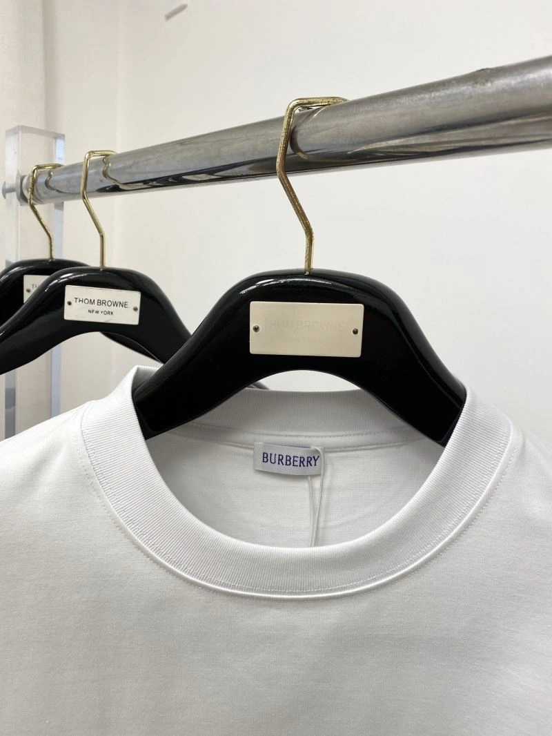 Stretchable Burberry T-Shirts 101028