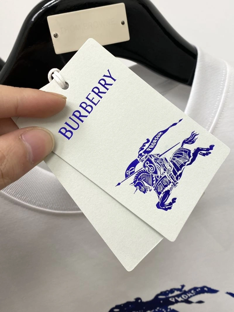 Stretchable Burberry T-Shirts 101028