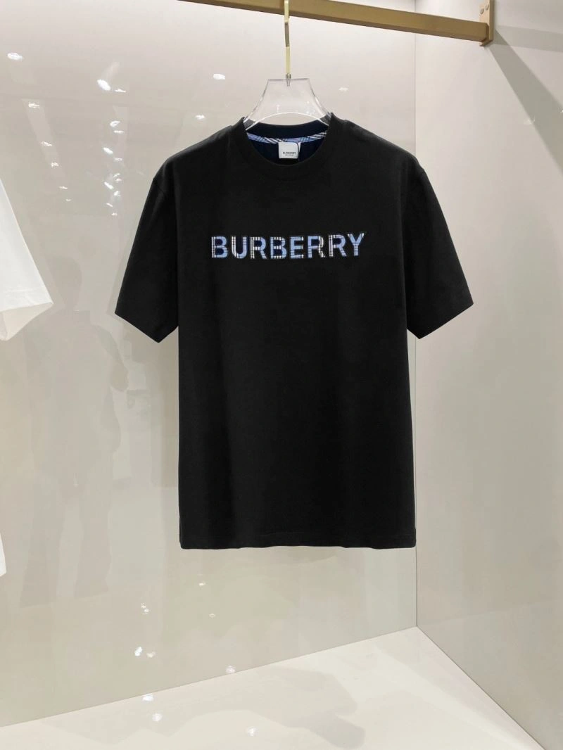 WellDesigned Burberry T-Shirts 101060