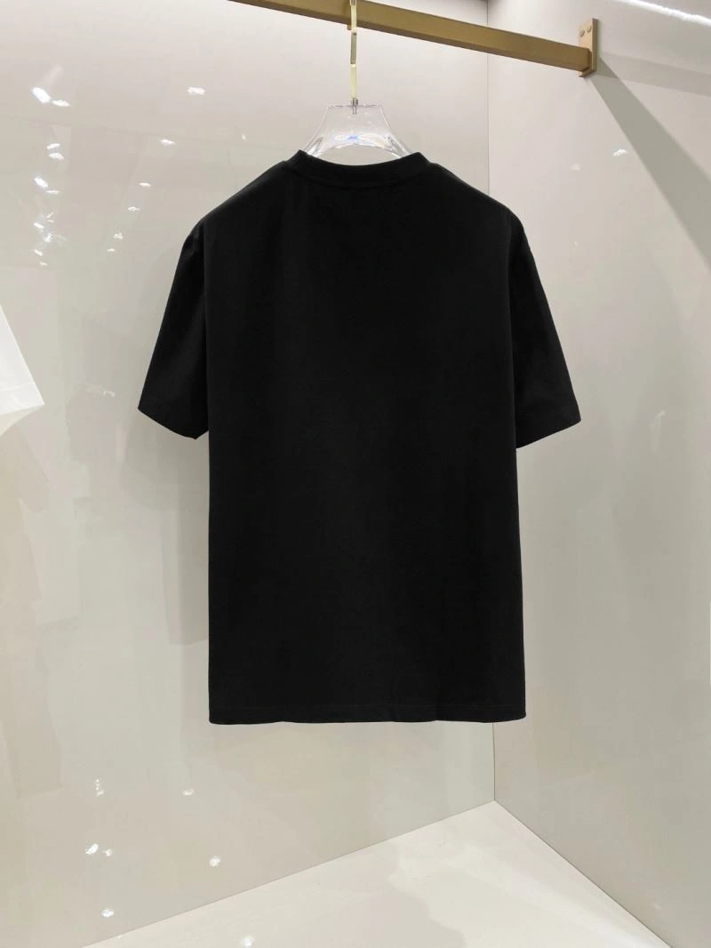 WellDesigned Burberry T-Shirts 101060