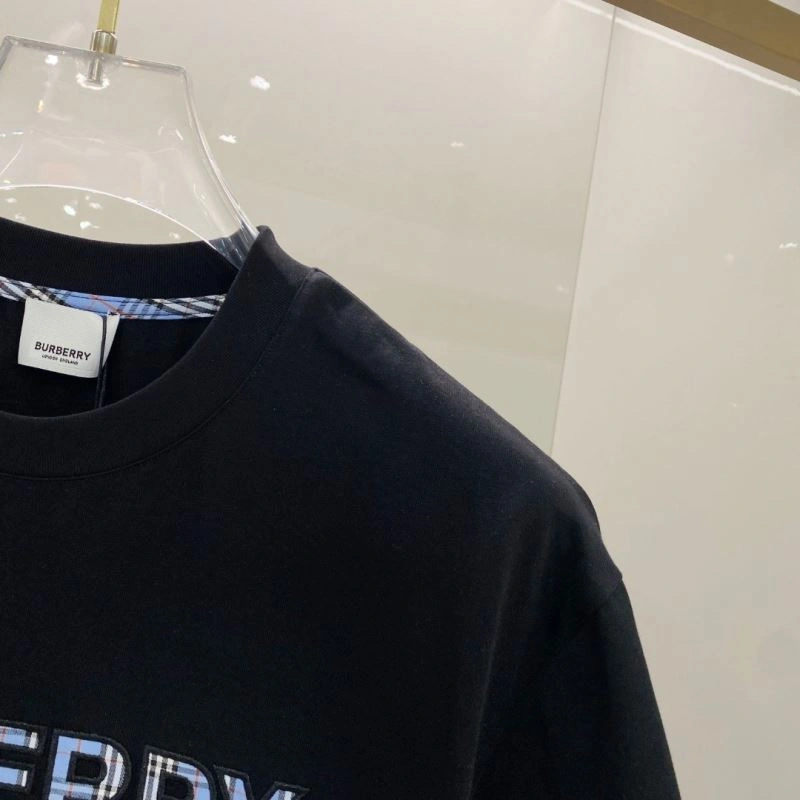 WellDesigned Burberry T-Shirts 101060