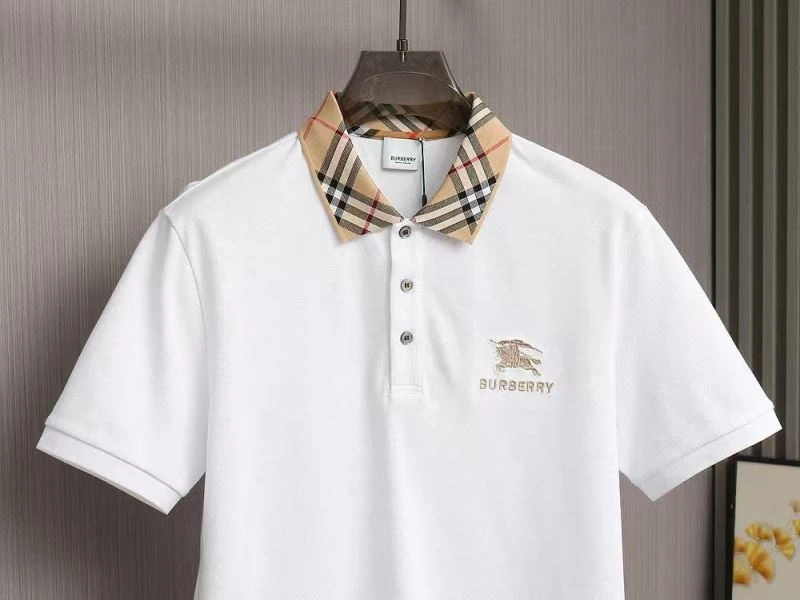 Burberry T-Shirts Unisex 101013