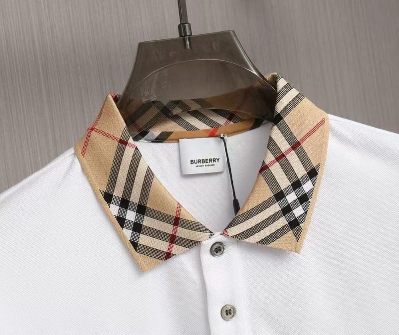 Burberry T-Shirts Unisex 101013