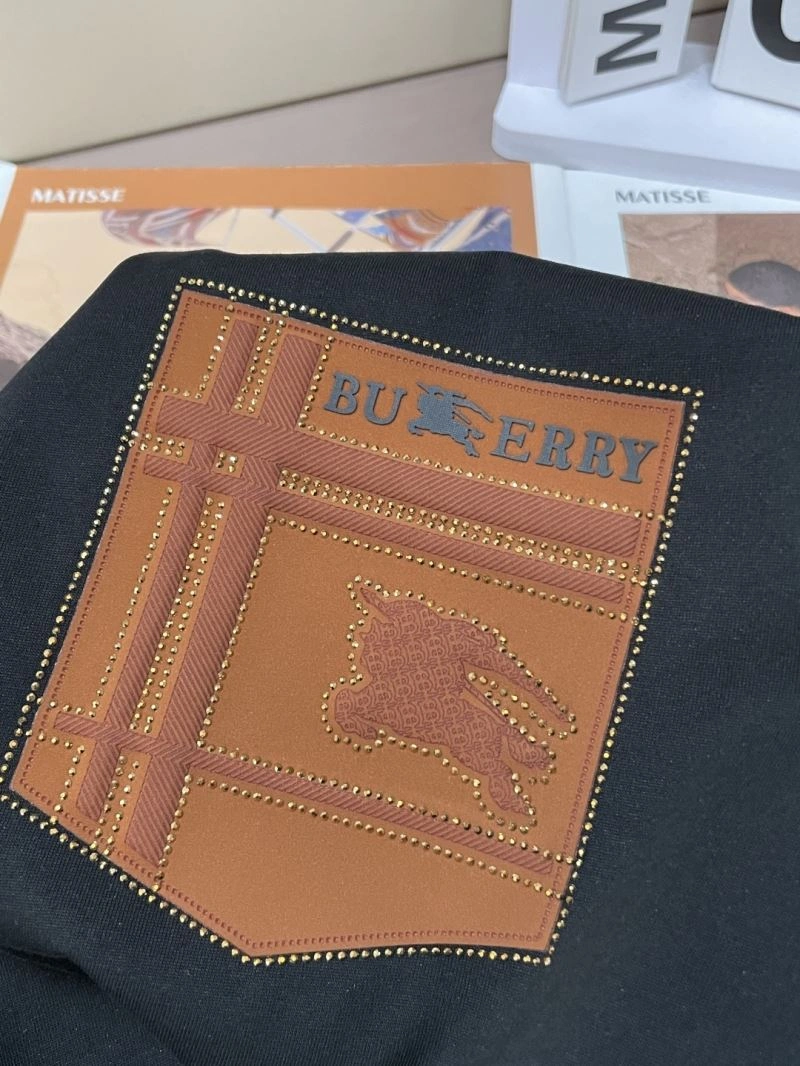 Burberry T-Shirts Versatile 101007