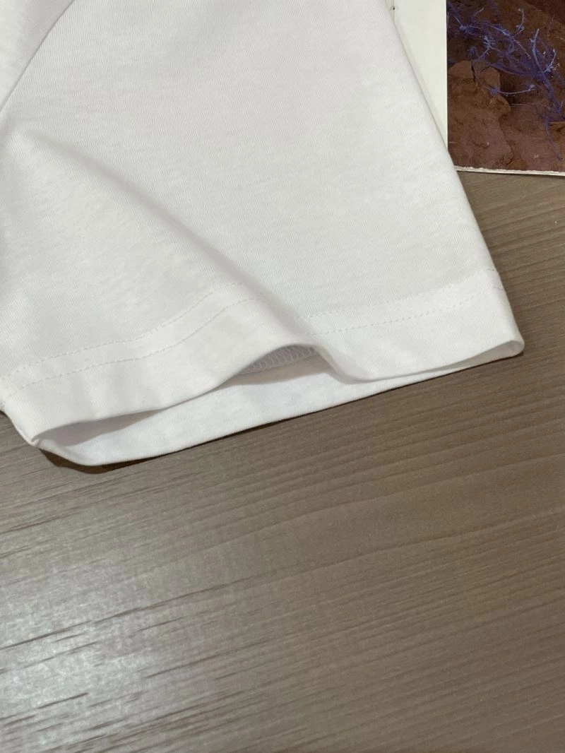 Efficient Burberry T-Shirts 101001