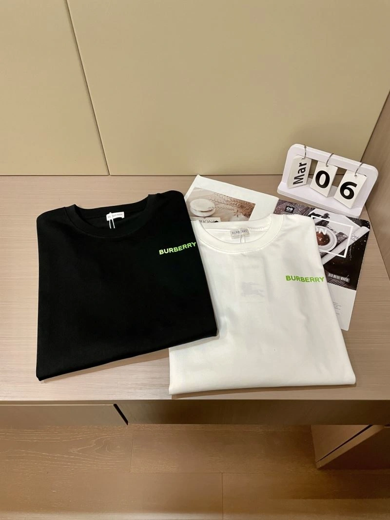 Minimalist Burberry T-Shirts 101050