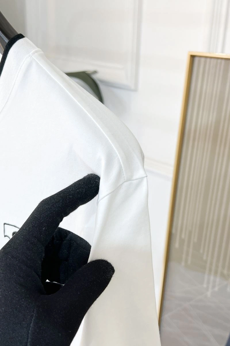TimelessDesign Burberry T-Shirts 101025