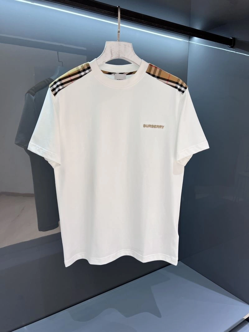 UrbanChic Burberry T-Shirts 100967