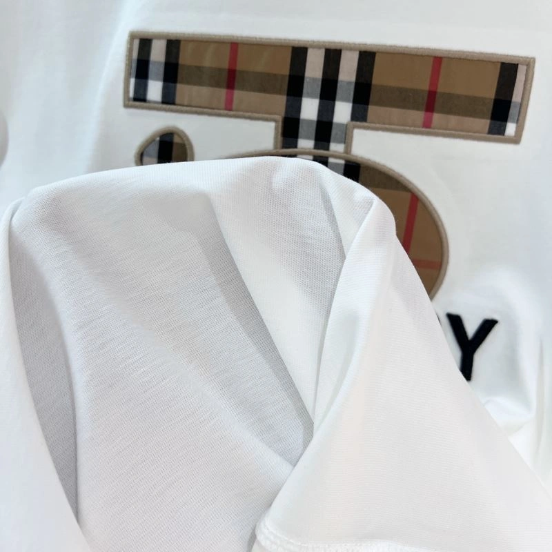 Burberry T-Shirts Flexible 100964